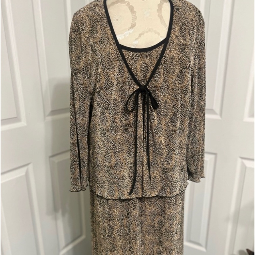 2-piece Animal Print Studio Connection dress set, size 16